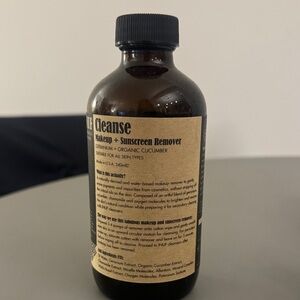 Makeup and Sunscreen Remover